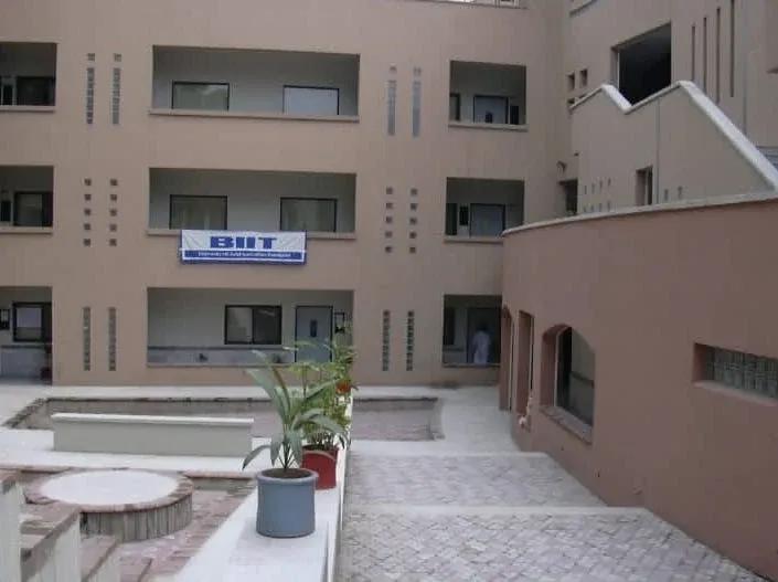 campus-logo