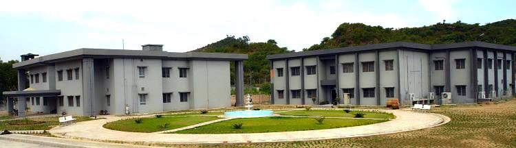 campus-logo